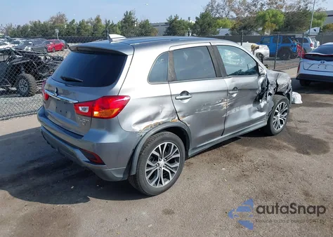 2018 Mitsubishi Outlander Sport 2.4 Se z USA, uszkodzony, nr VIN JA4AP3AW0JU002887